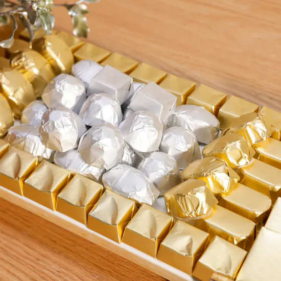 Floward Chocolate Tray | Delicate Petals
