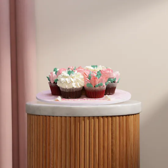 Floward Congrats Floral Cupcakes