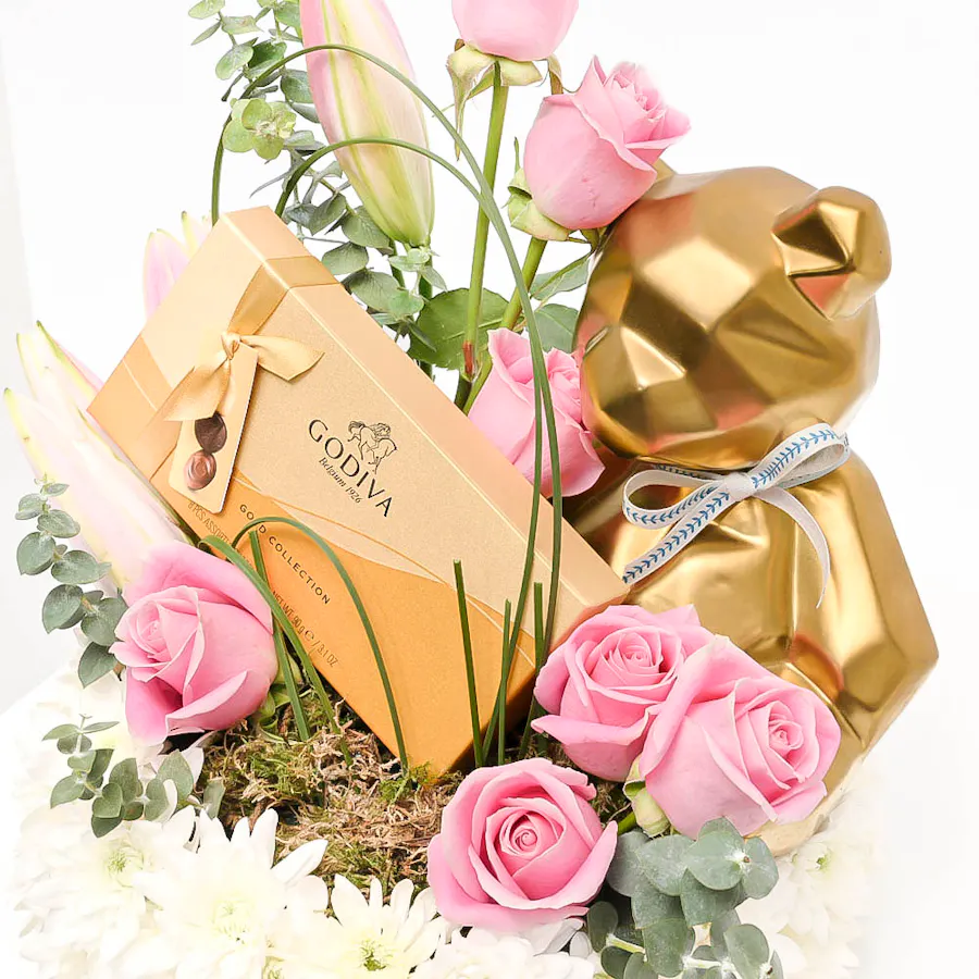 Godiva Assorted Chocolate Box | Pretty Blooms 4