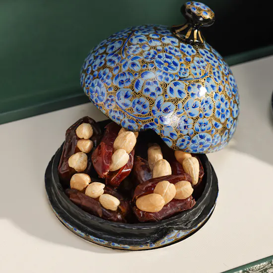 Bonbonniere Pistachio Rose and Cashew Stuffed Dates Gift Set