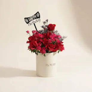 Graceful Birthday Roses Box Graceful Birthday Roses Box