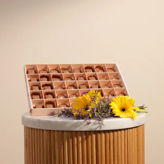 Floward Mix Chocolate Box | Delight Flowers