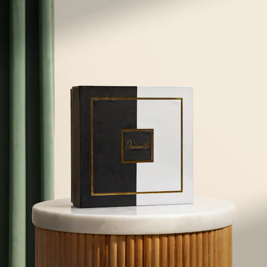 Passionelle Deluxe Chocolate Box