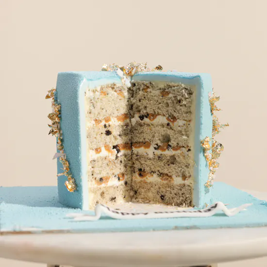 Floward Happy Birthday Blue Violet Cake