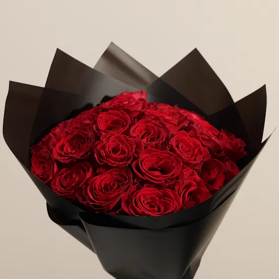 Cheese Cloud Cookies Box | Elegant Roses Bouquet
