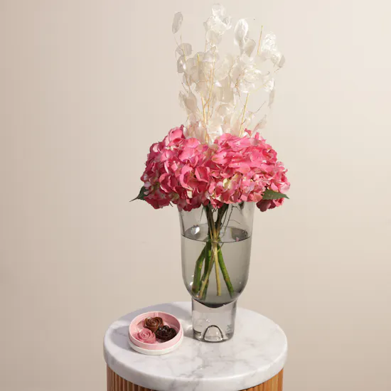 Bostani Rose Chocolate Box | Flowers Vase