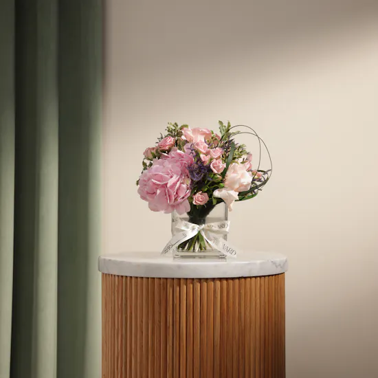 Delightful Pink Flowers Vase