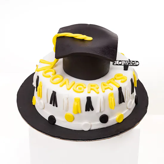 Floward Graduation Chocolate Cake