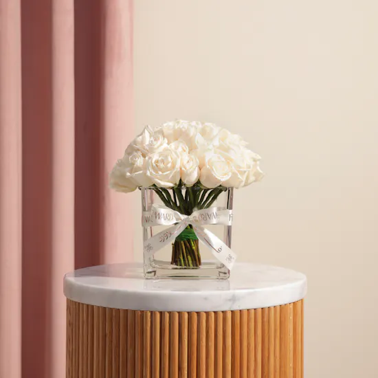 White Roses Garden Vase | 35 Roses