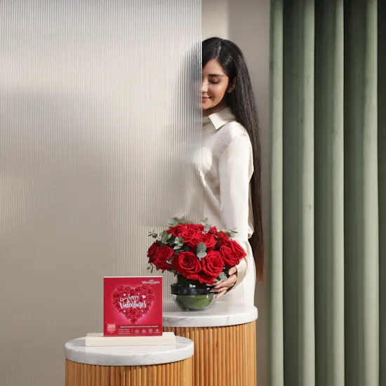 Wondergifts Happy Valentine's Gift Experience Box | Real Love Flowers