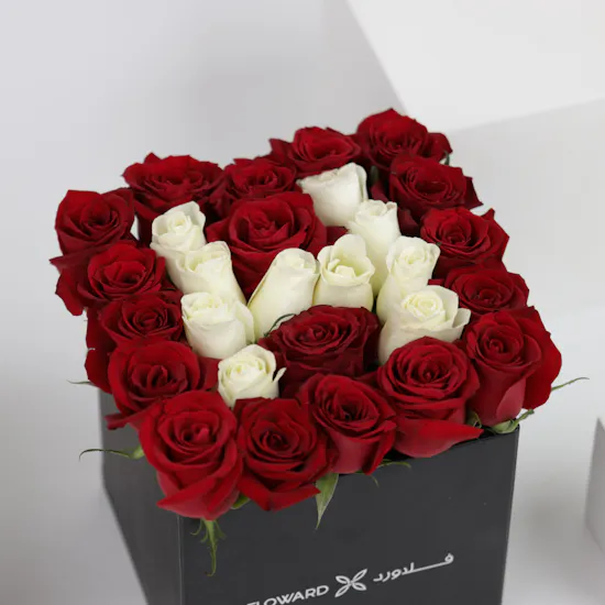 Red & WhiteRroses | Square box