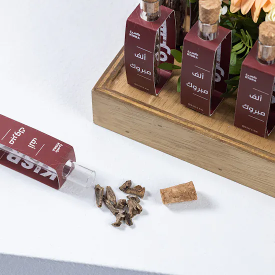 Kisra Congratulation Giveaway Tray | Flowers