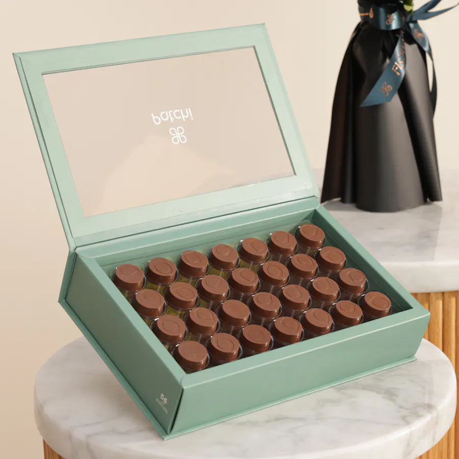 Patchi Chic Chocolate Box | Beauty Flowers Bouquet  3