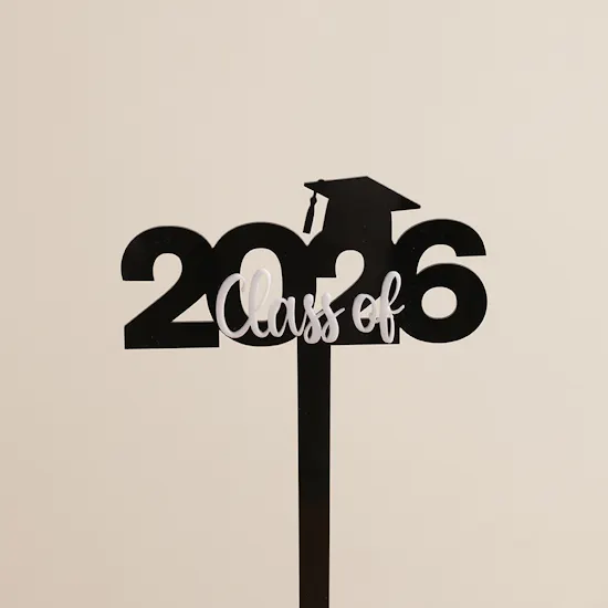 عود تزيين تخرج دفعة 2026 باللون الأسود