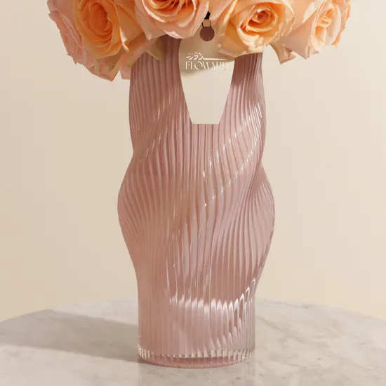 Marvelous Peach Roses Vase