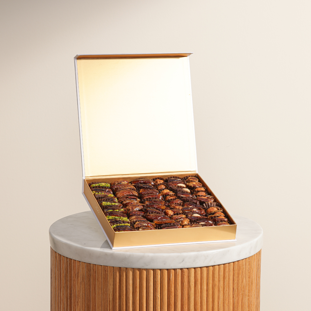 Bateel Qamara Filled Dates Large Box 