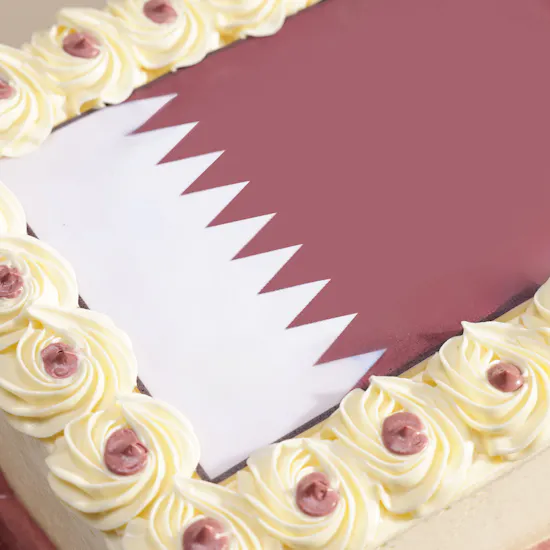 Floward Qatar Flag Cake