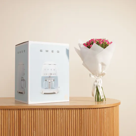 Smeg 50's Style Drip Filter Cream Coffee Machine | Warm Flowers Bouquet