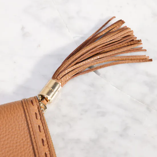 محفظة بريمير فليرت جلد بني طويلة من لانسيل