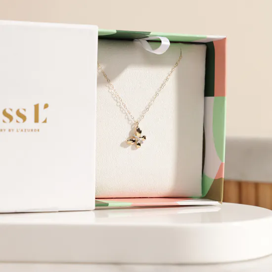 Miss L' by L'azurde Butterfly Diamonds Necklace | Glow Red Roses Bouquet
