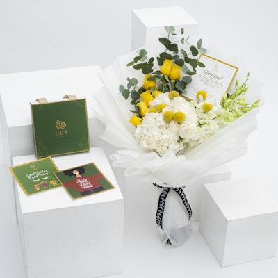 بطاقة اهداء من اس بي اس مع باقة الازهار المشرقة