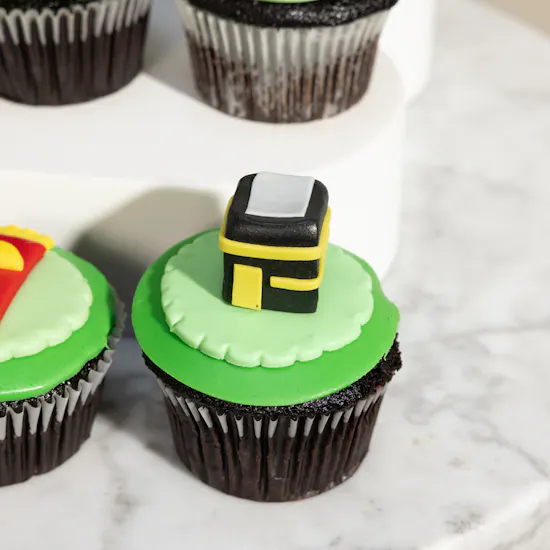 Floward Hajj Chocolate Cupcakes