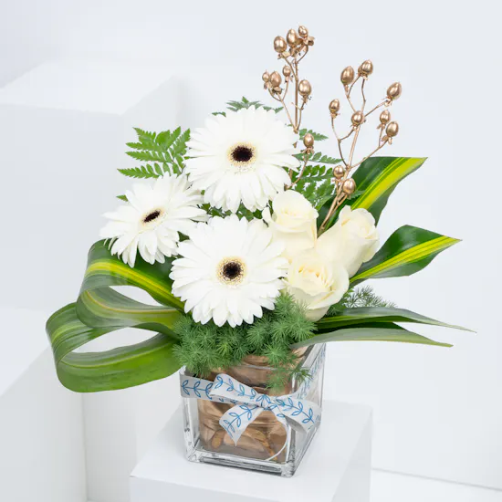 Serene Elegance | Floral Vase