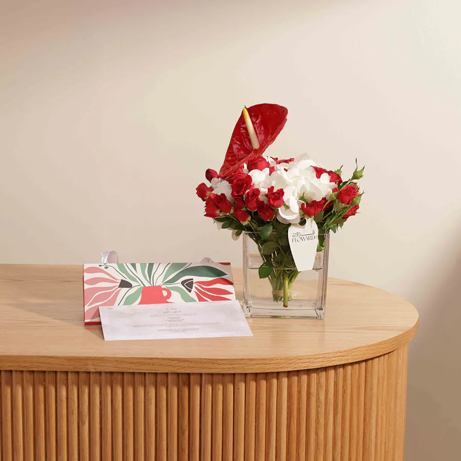 Klar Gift Card | Bright Red 5