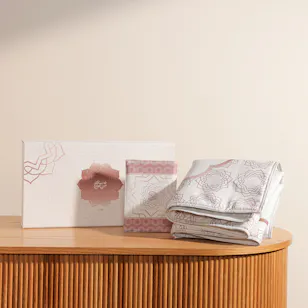 Floward Prayer Mat and Quran Set