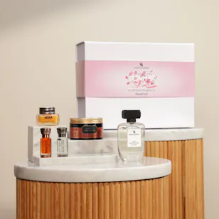 Swiss Arabian Omani Women's Day Set