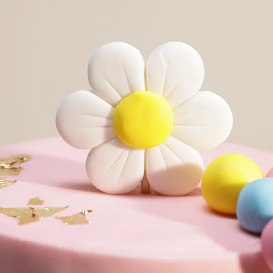 Floward Pink Happy Birthday Cake
