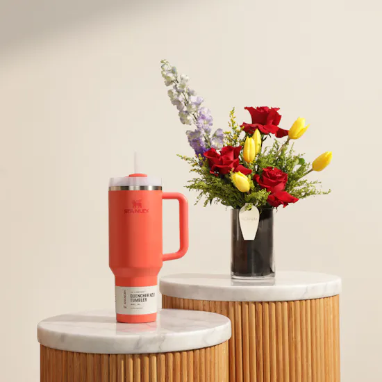 Stanley The Quencher H2.0 Flowstate Hot Coral Tumbler | Exotic Flower Vase