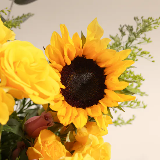 Golden Mirage Flower Vase