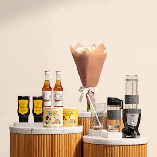 Cilantro Frappe Specialist Kit | Charming Flowers 