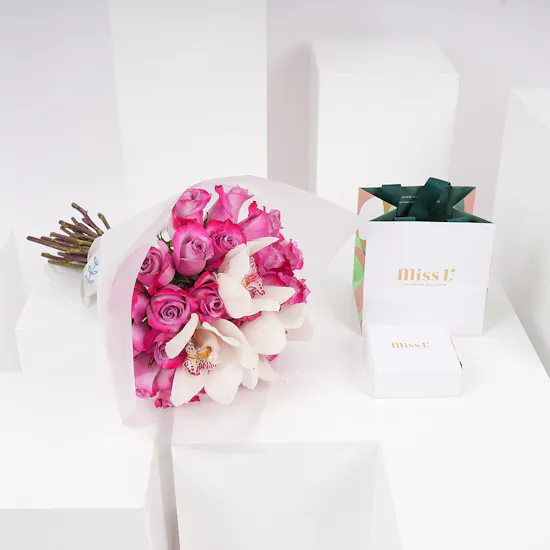 Miss L by L'azorde Gold Necklace | Flowers