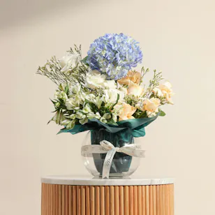 Light Plush Flowers Vase Light Plush Flowers Vase