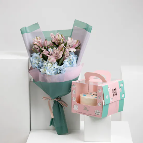 Cake Boutique Bento Boy or Girl Mini Cake | Blooms