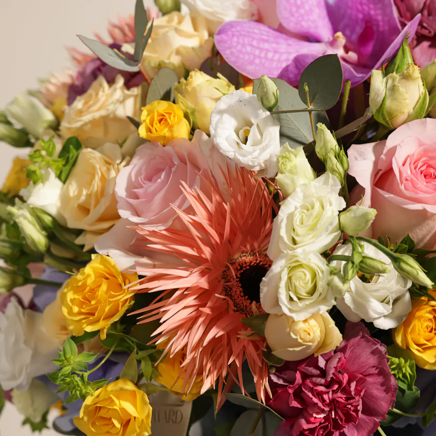 Graceful Arrangement | Flowers Vase 4