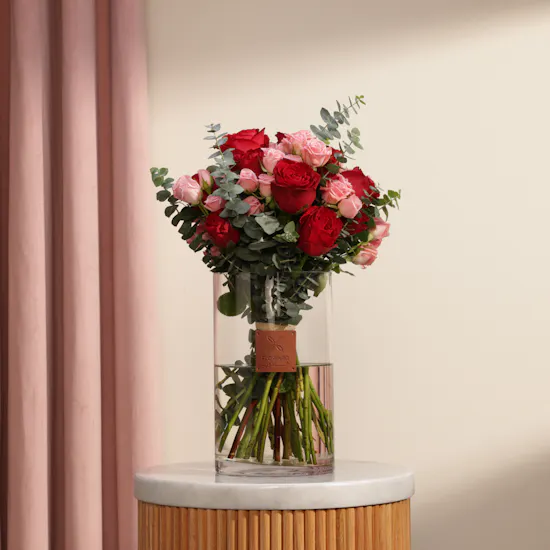Stunning Flowers Vase