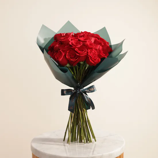 Red Petals of Love Bouquet | 25 Flowers