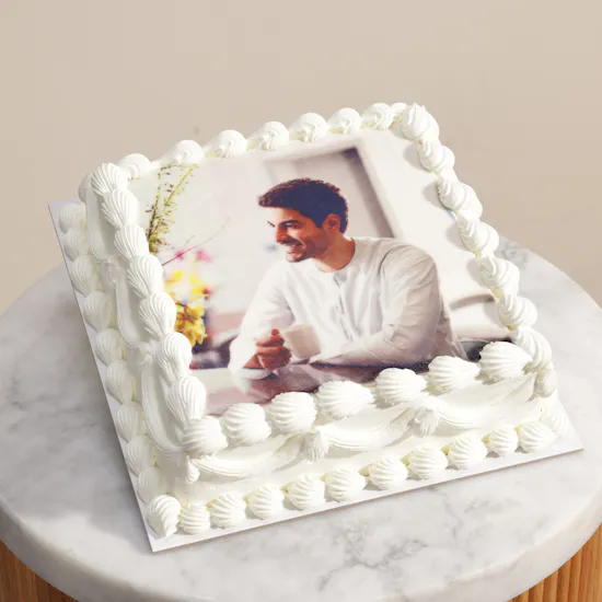 Mister Baker Personalized Classic Square Photo Cake