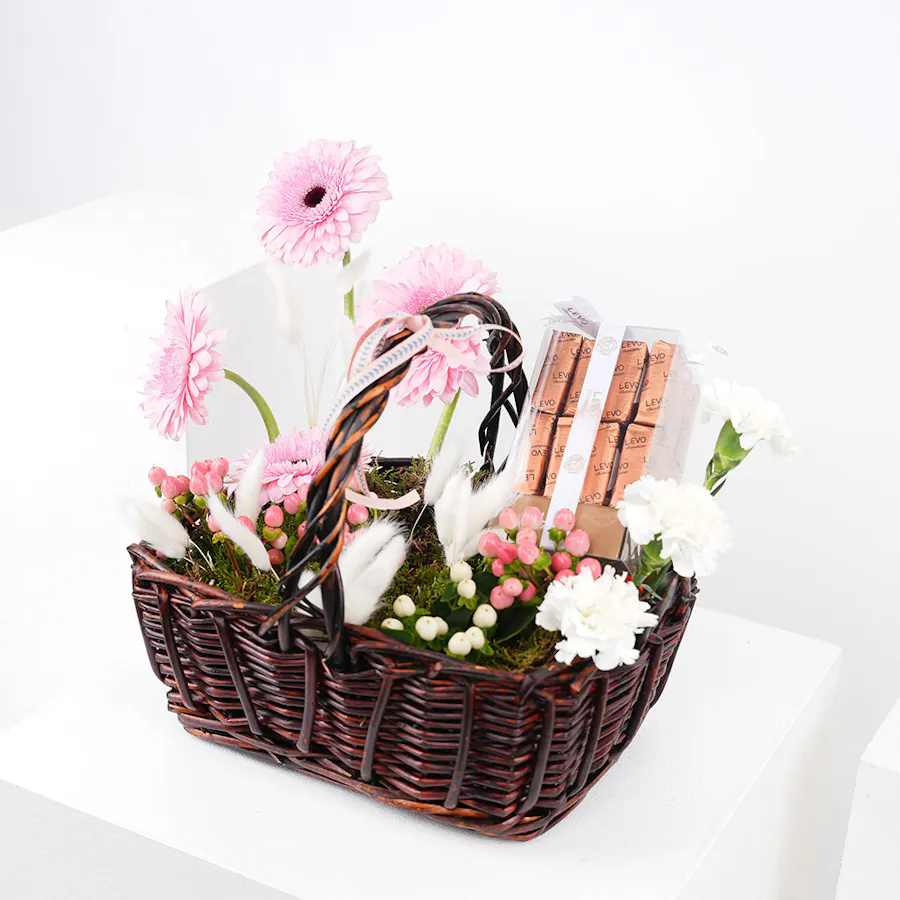 Levo Happy Basket | Gerbera 2