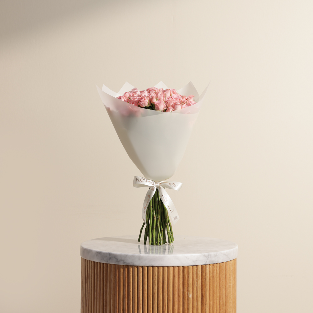 Blushing Baby Roses Bouquet | 25 Flowers