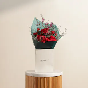 Enchanting Romantic Flowers Bouquet