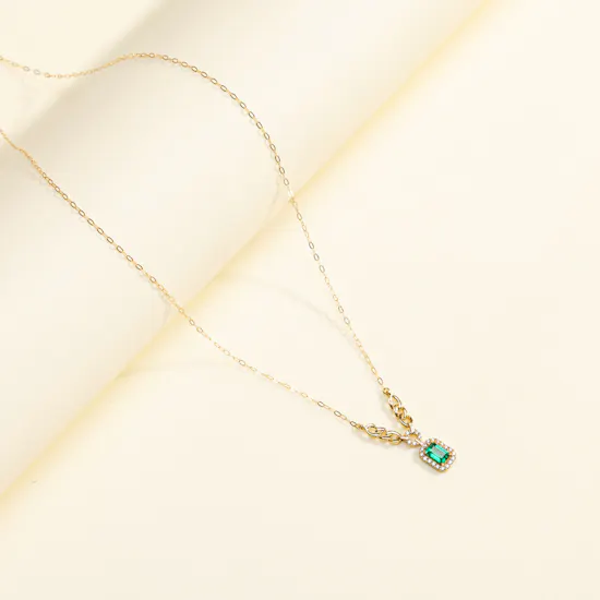 L'azurde Gold Necklace with Green Stone