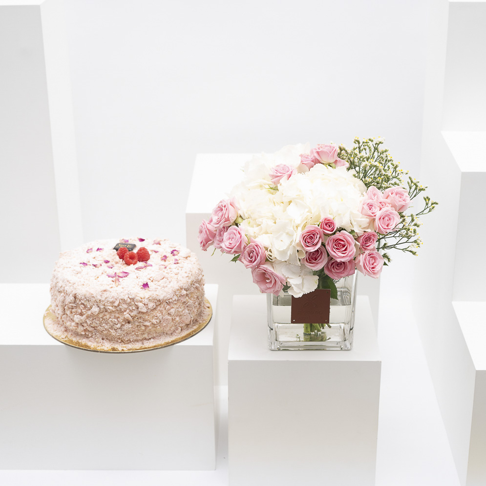  كيك لا في ان روز من سكر ندى | الزهور الرقيقه