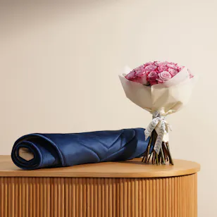 Blue Prayer Mat | Rose Bouquet