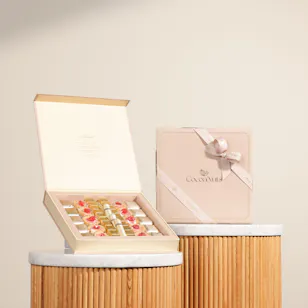 CocoaNuts Chocolate Pink Box