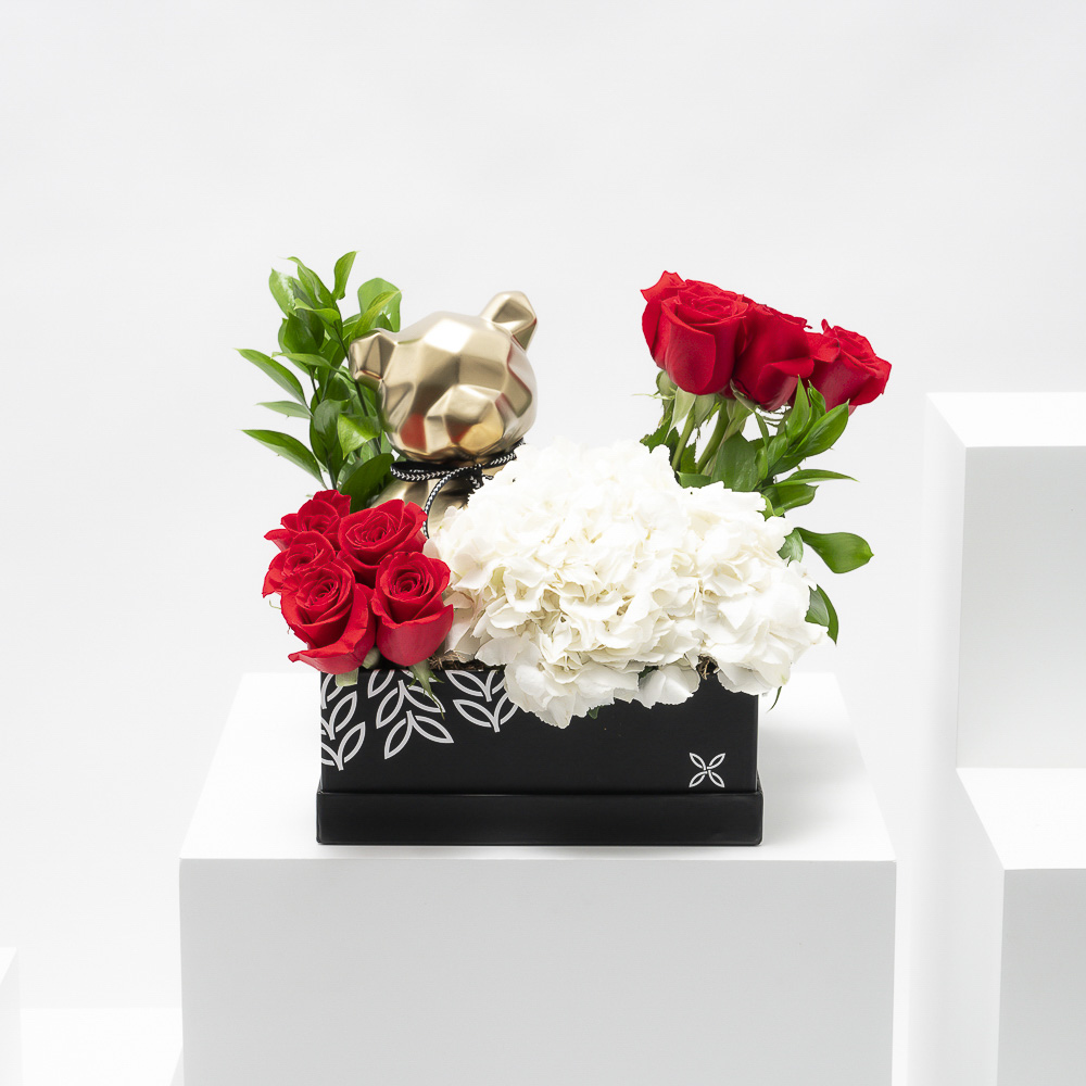 صندوق الأزهار الأنيقة