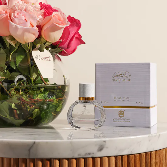عطر مسك الجسم او دي بارفيوم للجنسين من عبد الصمد القرشي | مزهرية الشغف الأبدي